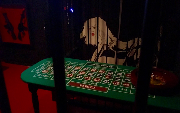 Komnata Quest – Bullets and Broken Hearts [Review]