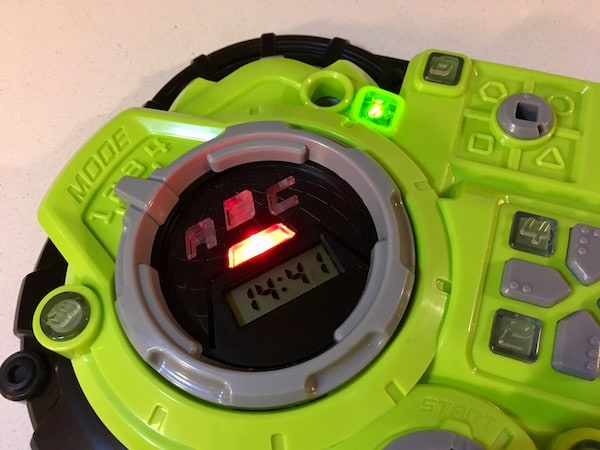 The device activated, lights glowing, there is 14:41 on a timer.