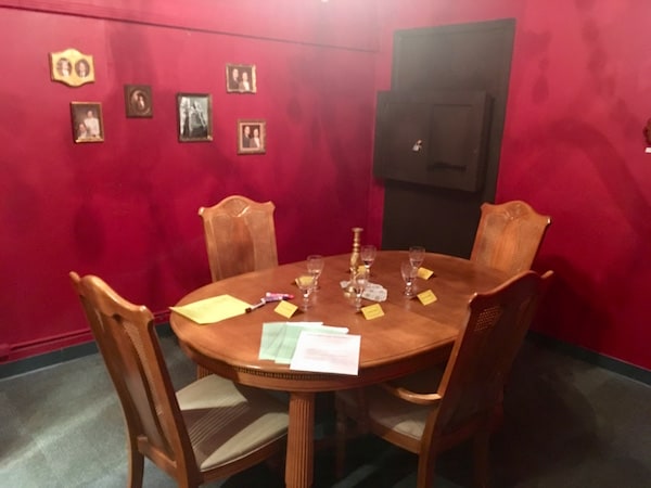 In-game: Denbrough's dining room.