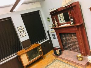 In-game: Uncle Martin's house includes an old TV, a fireplace, and an overt nautical theme.