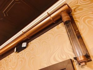 In-game: A tube that carries balls representing the timer.