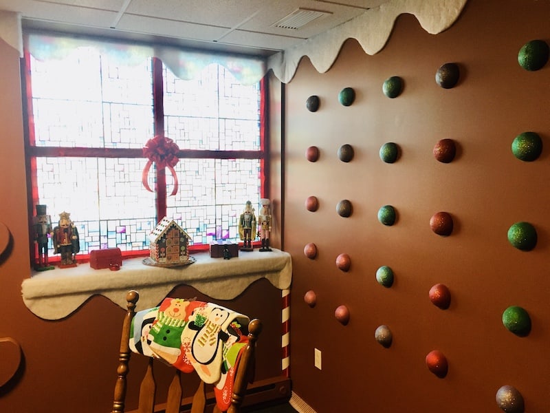 Upside Down Escape Games - The Gingerbread Cottage [Review] - Room ...