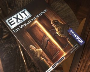 The box art for the Mysterious Museum, depicts the entrance to an exhibit.
