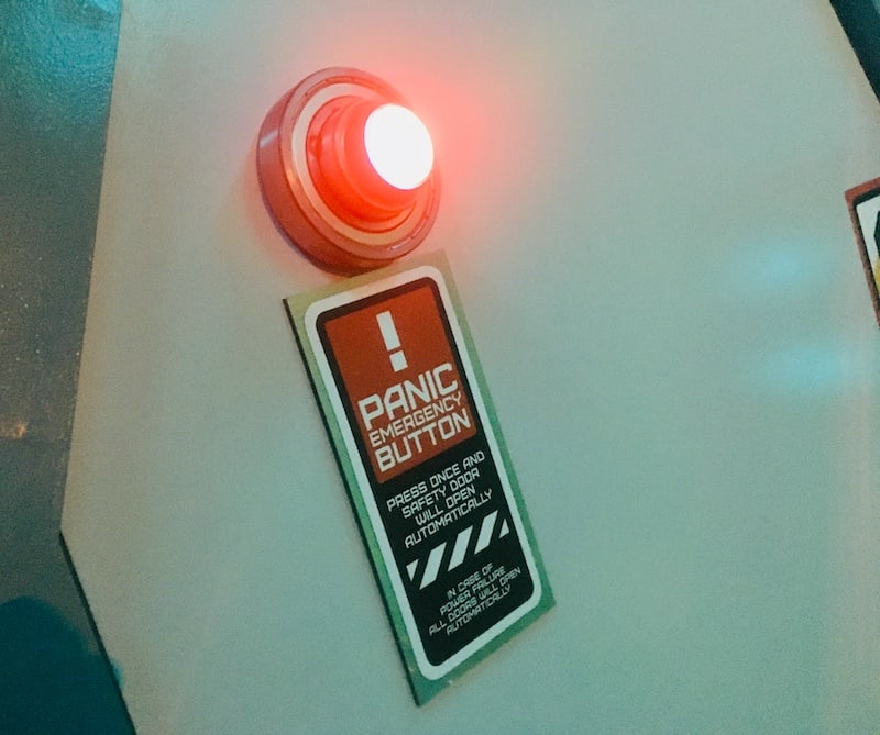 In-game: Closeup of the panic button, emergency exit.
