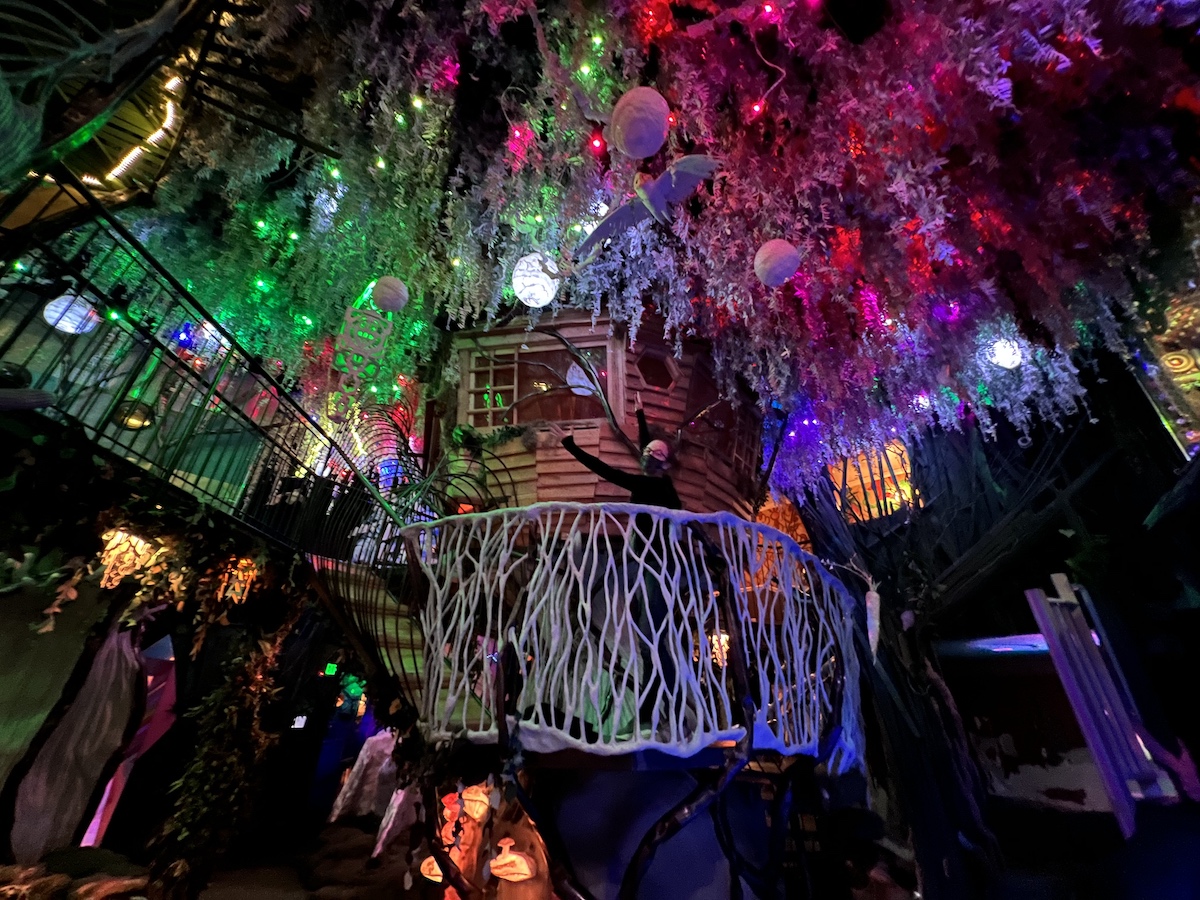 A Reflection on Meow Wolf  Installations: Omega Mart, Convergence Station, & House of Eternal Return [Review]