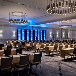 Marriott Cambridge conference room setup.