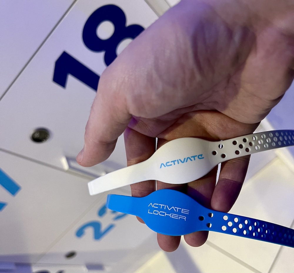 Activate game band and locker band.