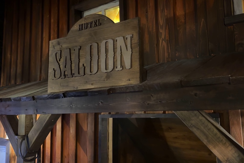 👑🔒 Trapgame – West City [Review]