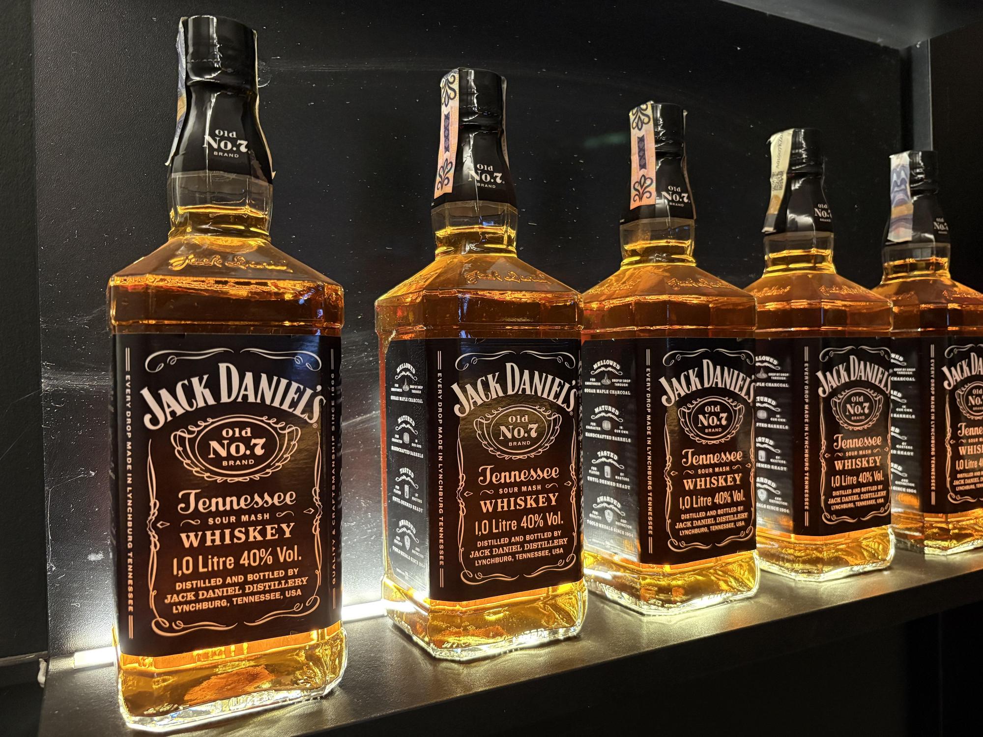 The Padlock – Safe: The Secret of Jack Daniel [Review]