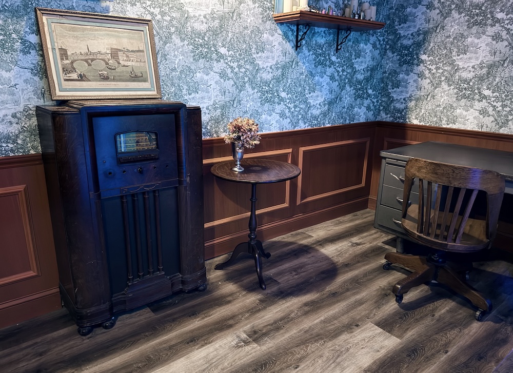 An old office with a large radio.